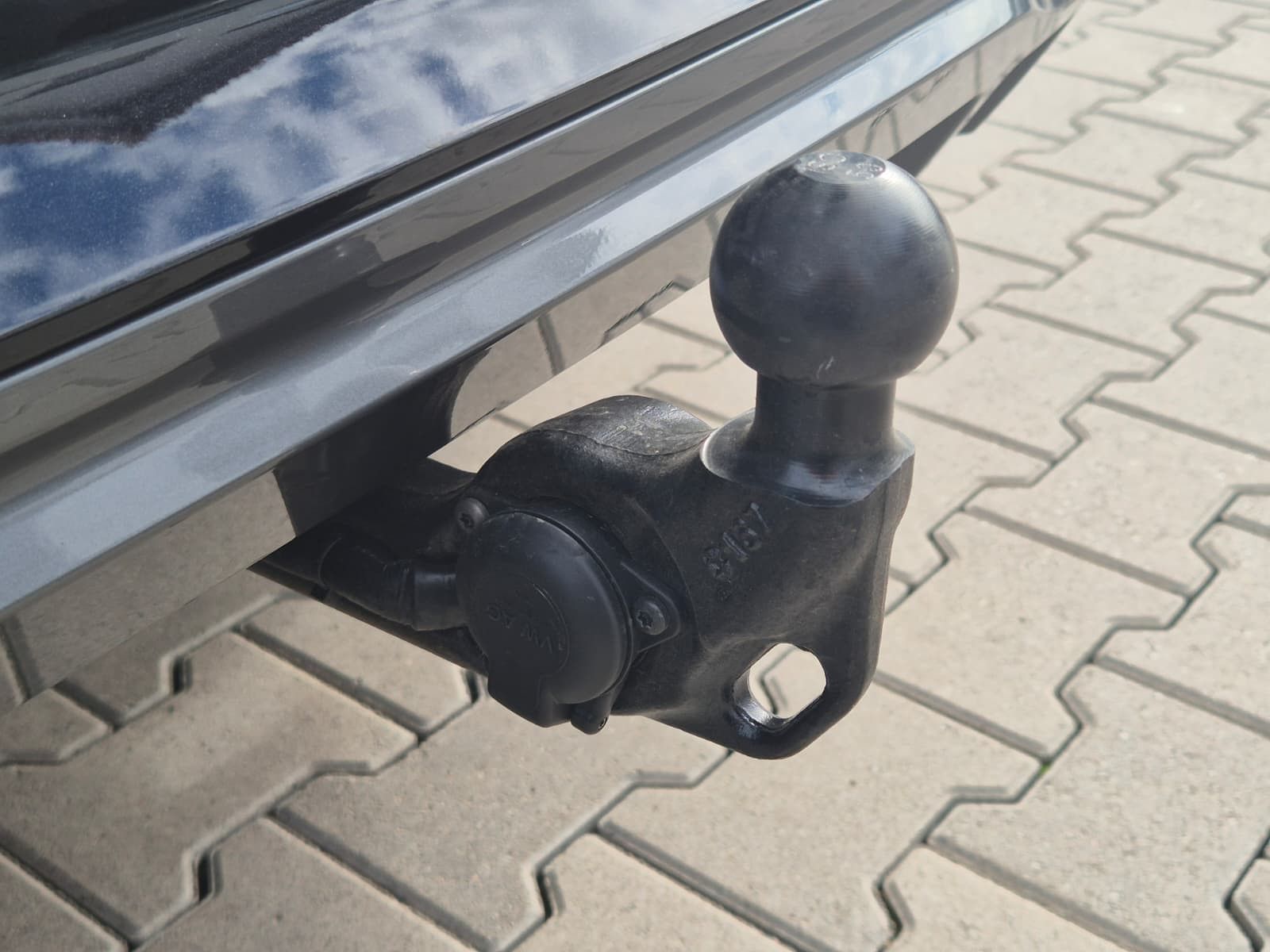 Fahrzeugabbildung CUPRA Ateca 1.5 TSI DSG PANO*DINAMICA*ACC*KAM*AHK*19"