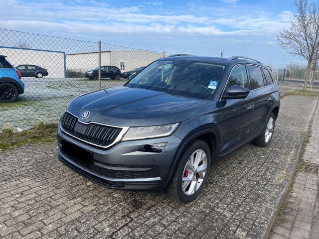 Skoda KODYAQ 2.0 TDI DSG/PANO/KAM /LED/7 SITZER/LEDER/