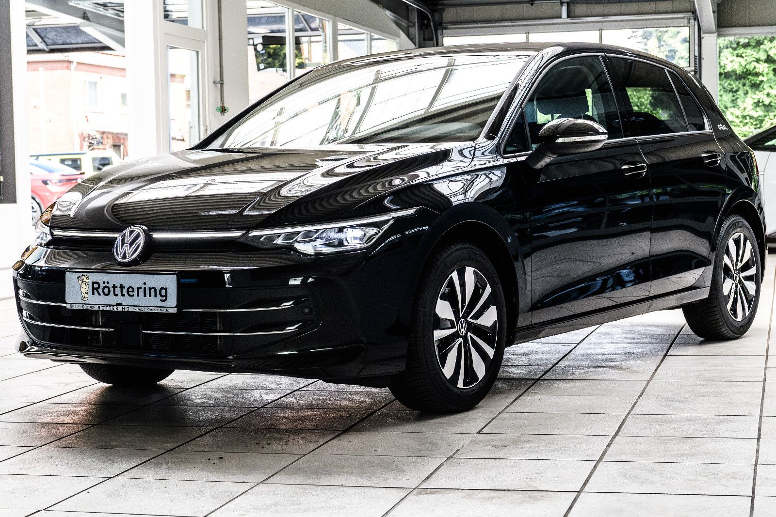 Fahrzeugabbildung Volkswagen Golf VIII Lim. 1.5 TSI Goal +AHK+GJR+KAM+NAVI