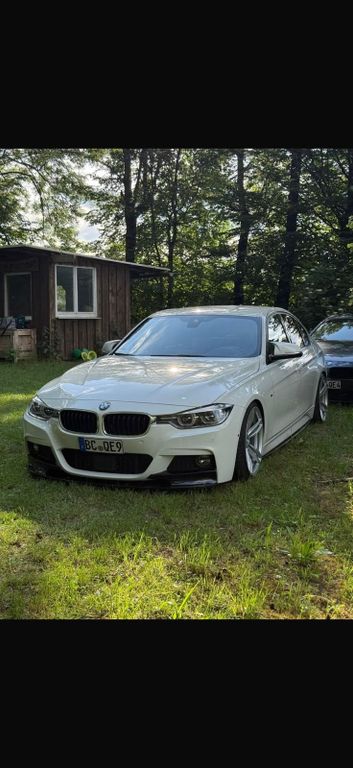 Image of BMW 320
