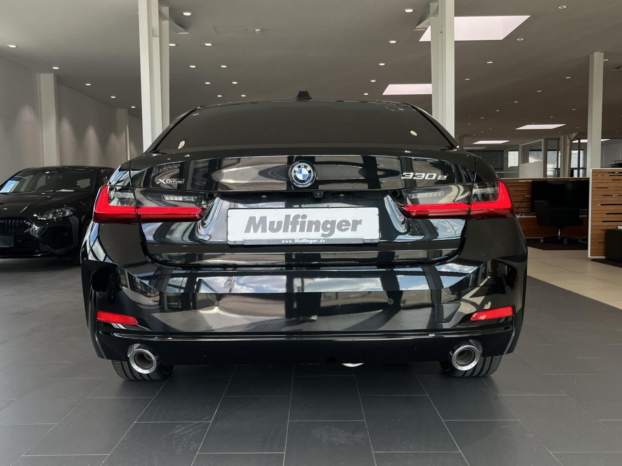 BMW 330 - Bild 4