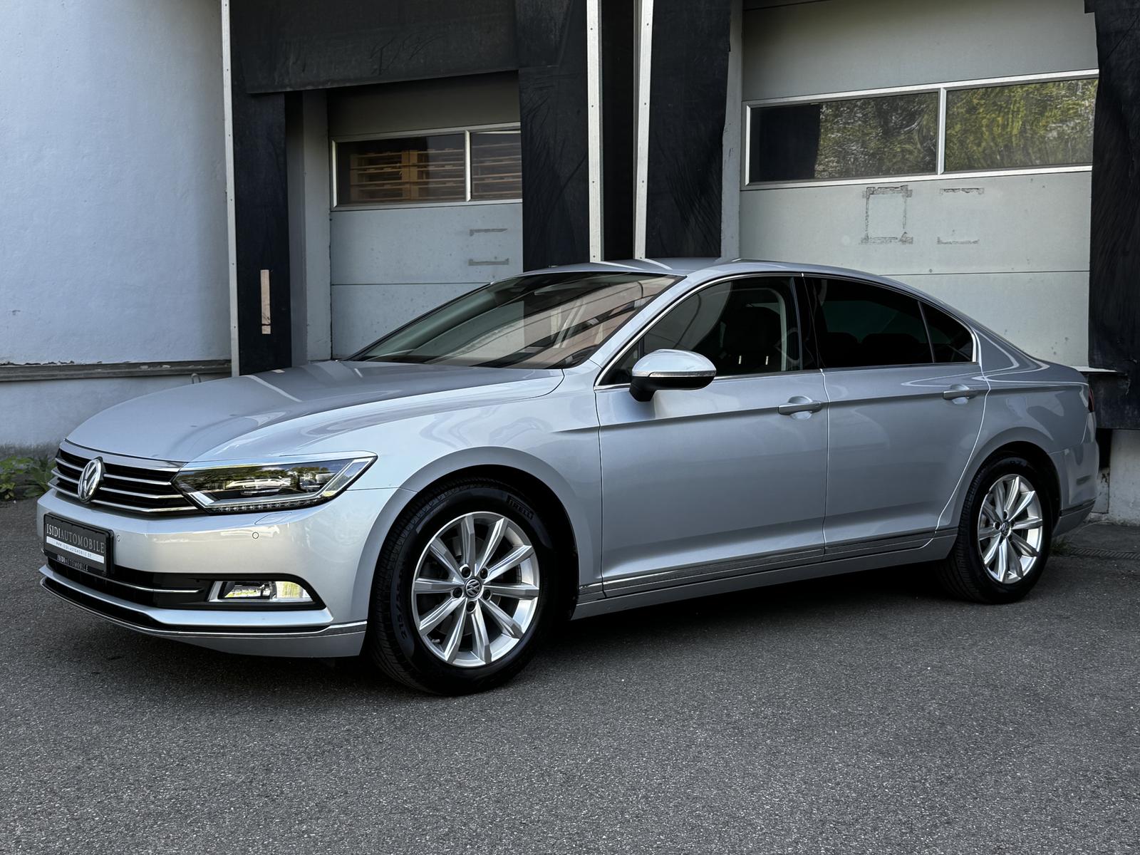 Volkswagen Passat Highline BI-Xenon ACC Kamera Navi Leder
