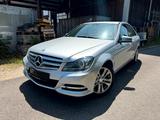 Mercedes-Benz C 200 Lim. BlueEfficiency **XENON/LEDER/AHK** - Mercedes-Benz C 200 aus 2012