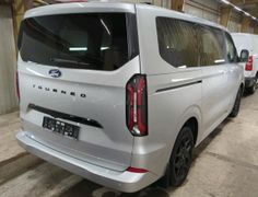 FORD Tourneo Custom Titanium XPlug-in L1*el. Türen* FORD Tourneo Custom Titanium XPlug-in L1*el. Türen*