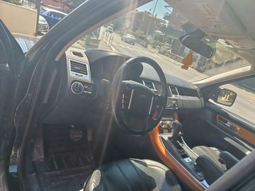 Land-Rover Range Rover Sport - 12