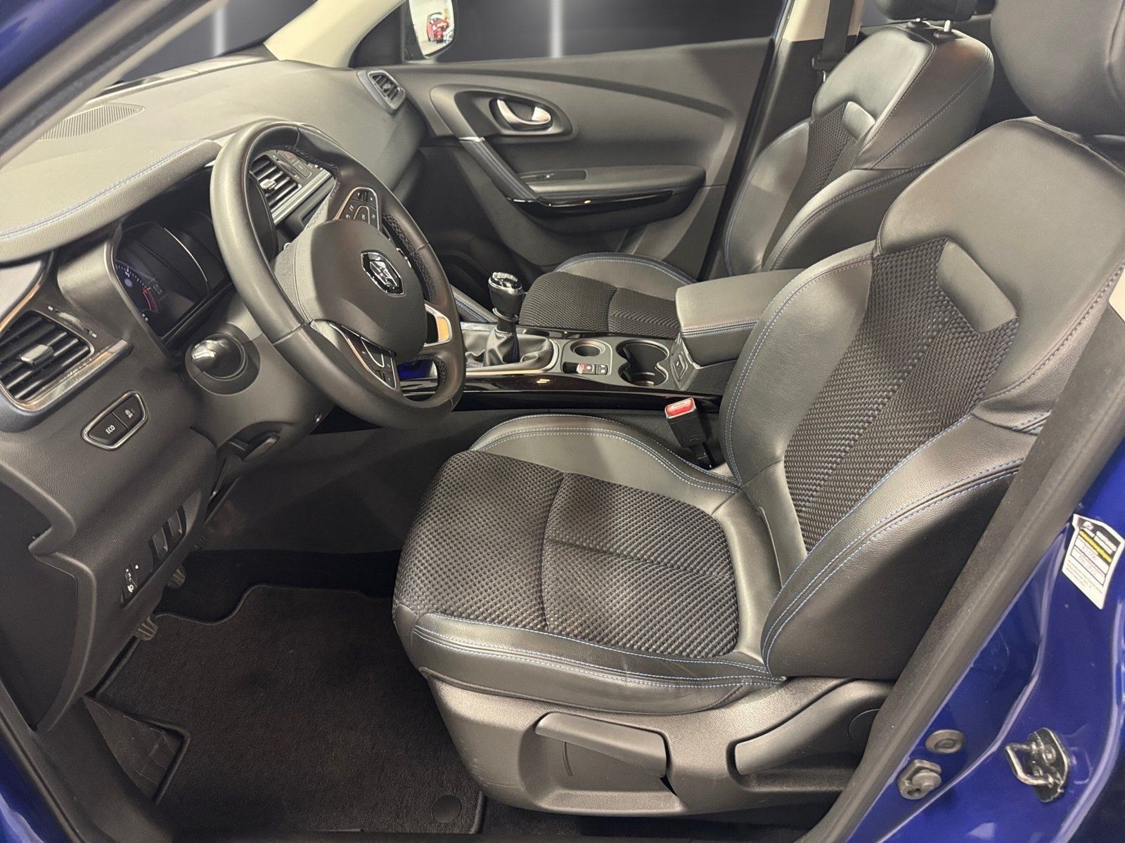 Fahrzeugabbildung Renault Kadjar 1.3 TCe 140 Limited*Navi*PDC*Sitzheizung*