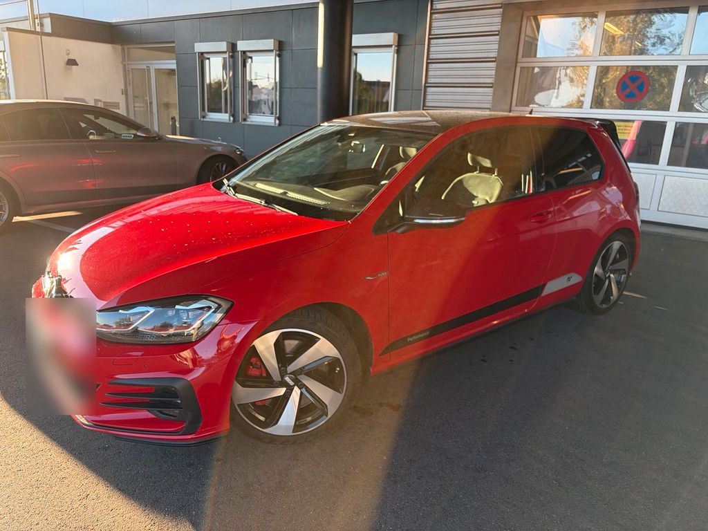 Image of Volkswagen Golf