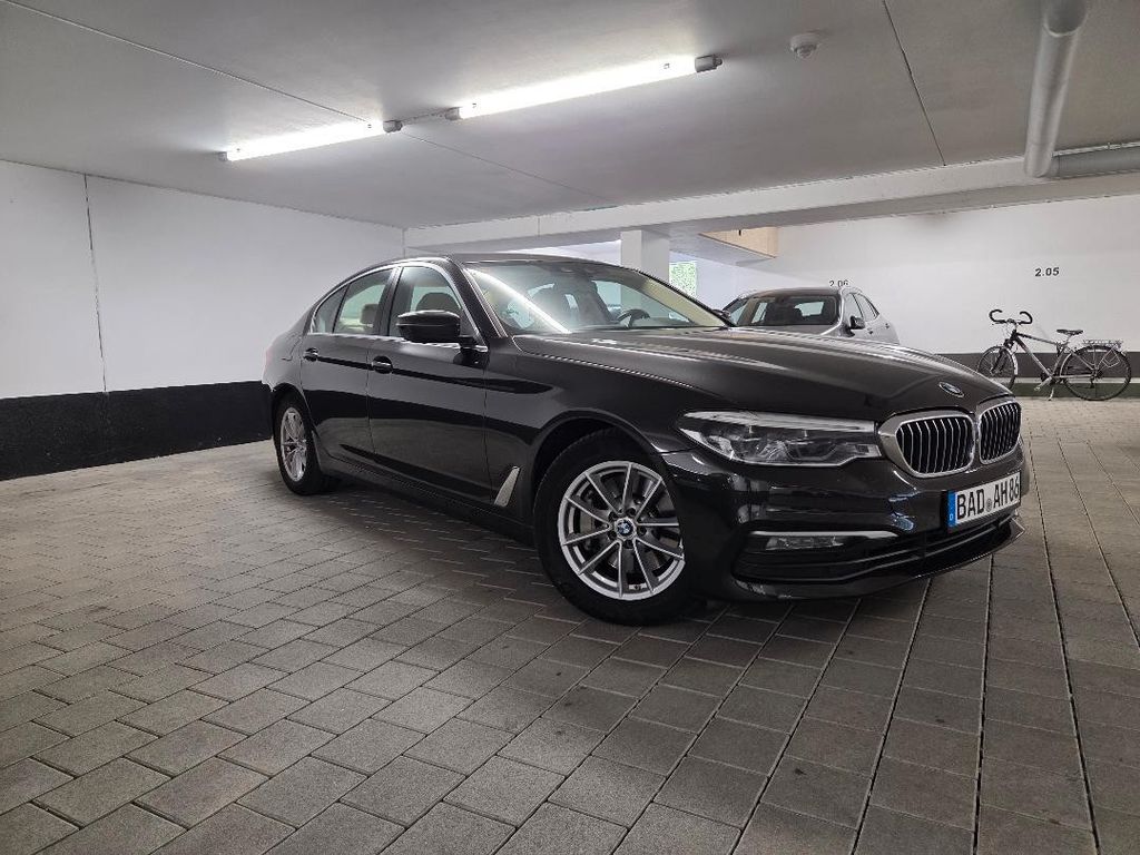 Image of BMW 530