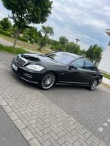 Mercedes-Benz S 63 AMG AMG -V8 Vollauslastung  - Mercedes-Benz S 63 AMG: Limousine