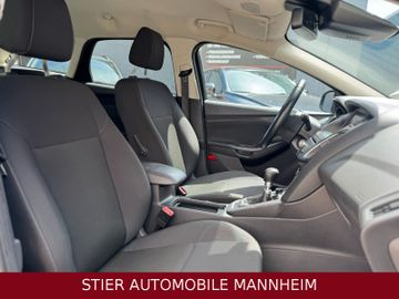 Ford Focus - 11
