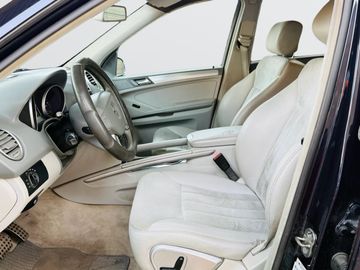Mercedes ML 320 - 6