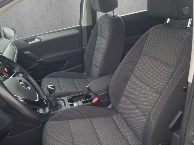 Touran 1.5 TSI Comf+1.Hand+Navi-Vorb.+AZV+Sitzh.