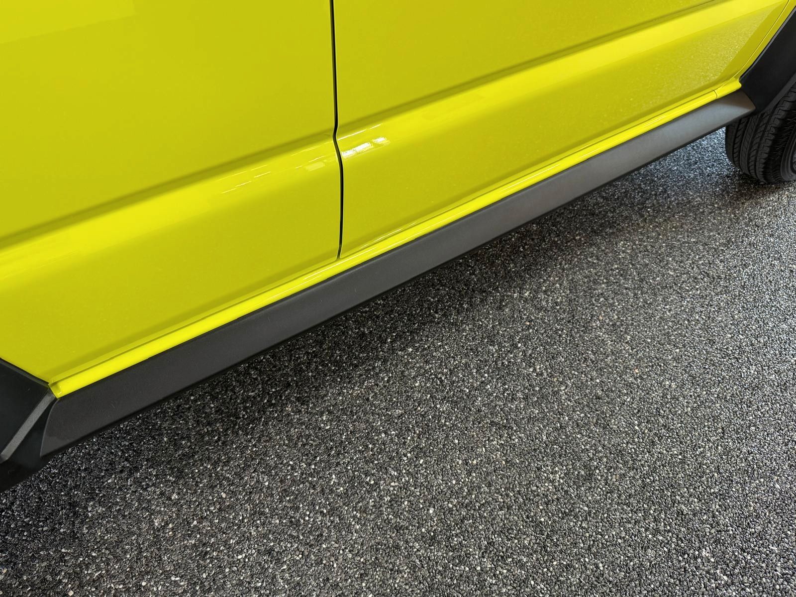 Fahrzeugabbildung Suzuki Jimmy GLX 4-TÜRER AUTOMATIK