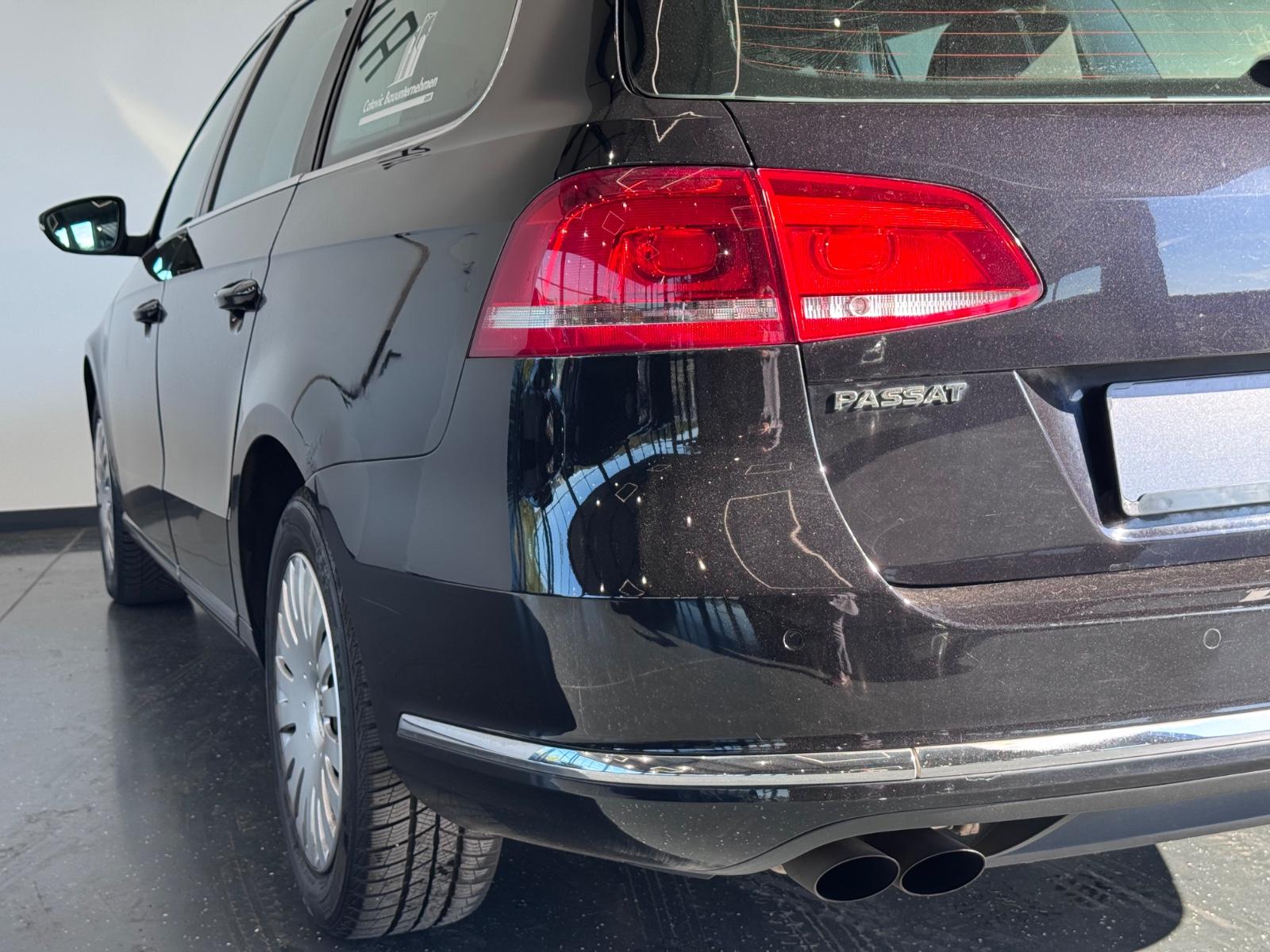 Volkswagen Passat 2010 — photo 12
