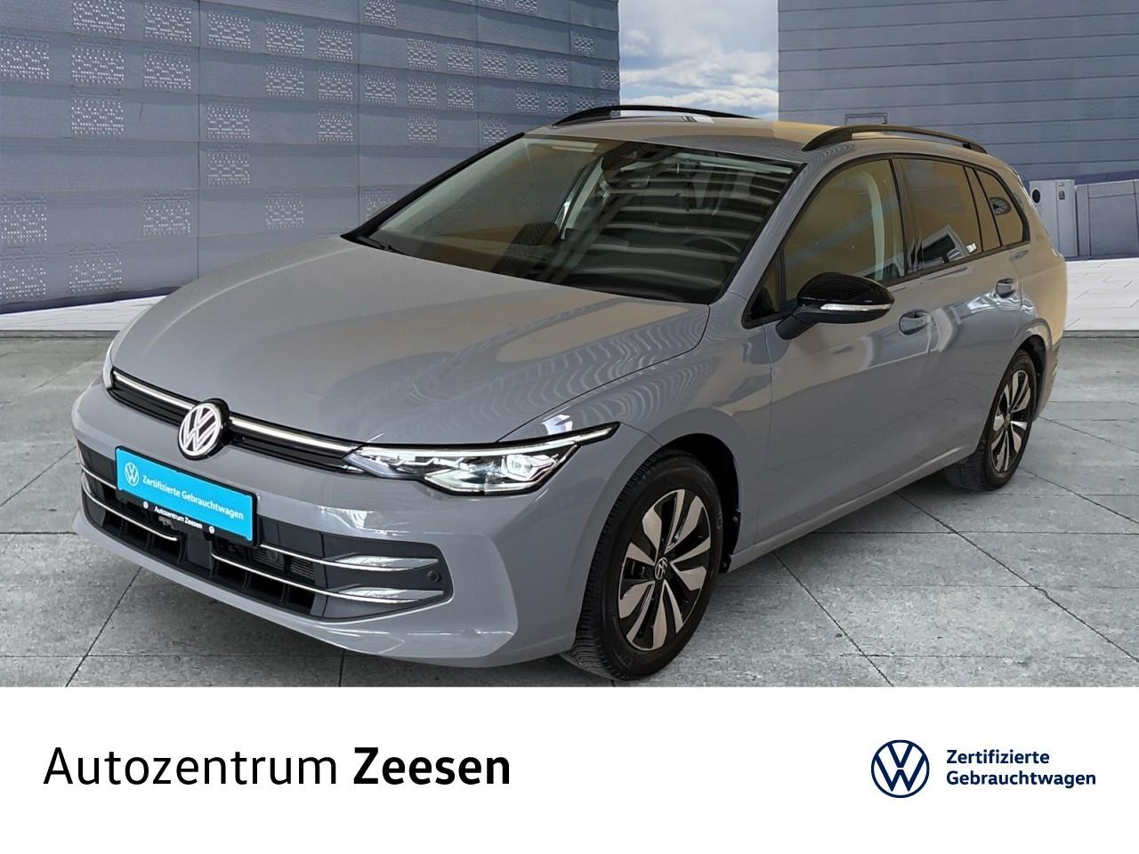 Volkswagen Golf VIII Variant 1.5 eTSI Life GOAL OPF DSG+SHZ