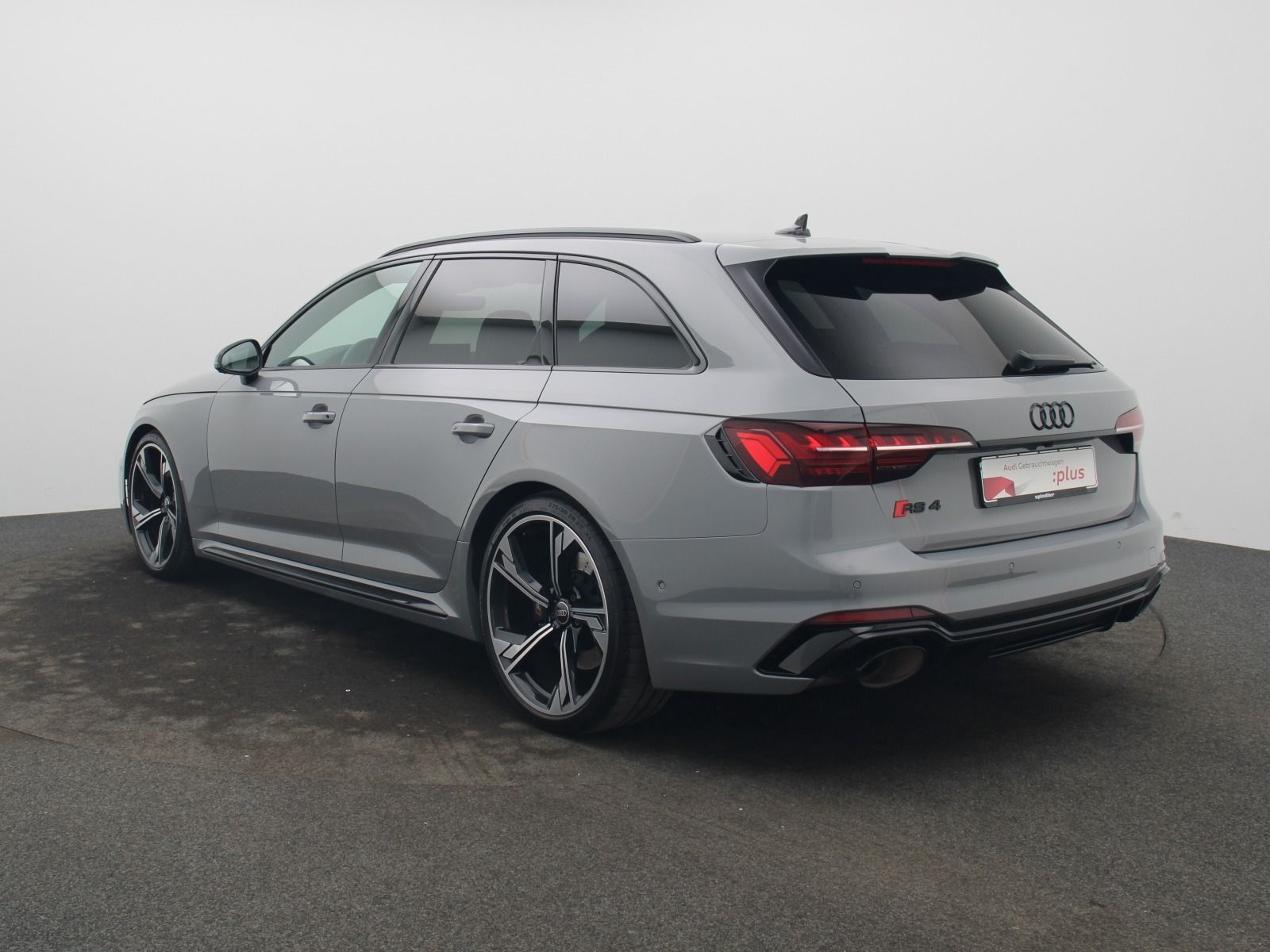 Audi RS4 - Bild 6