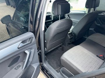 Volkswagen Tiguan - 4