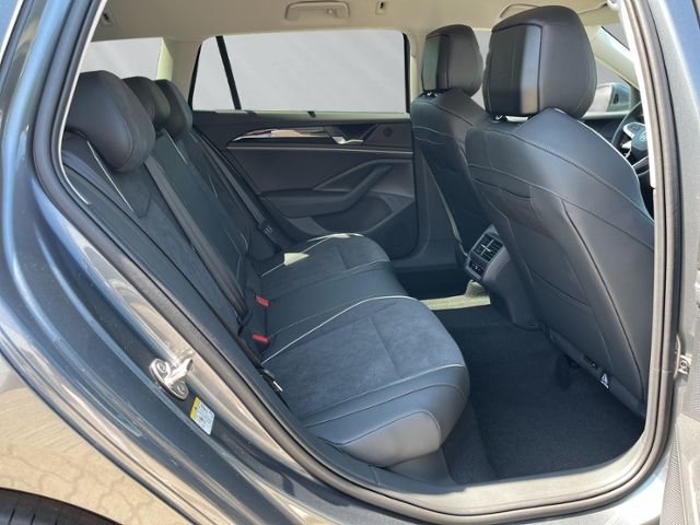 Volkswagen Passat Variant - Bild 11