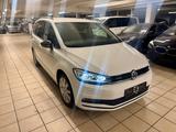 Volkswagen Touran 1.5 TSI Highline 7-Sitzer LED, Navi, AHK - VW Touran Gebrauchtwagen in Bielefeld
