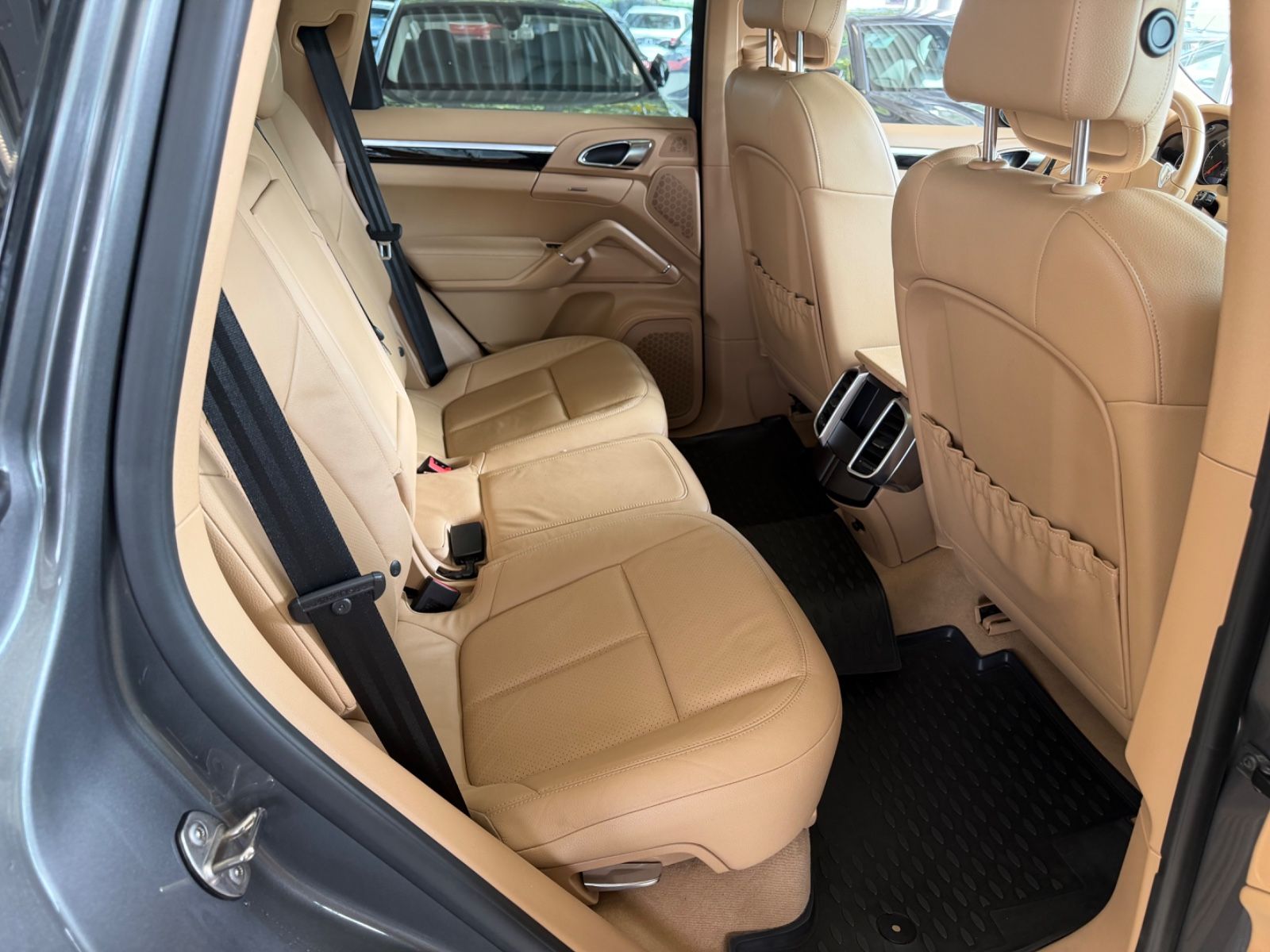 Fahrzeugabbildung Porsche Cayenne Diesel