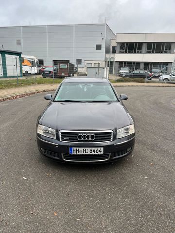 Audi A8 d3 4.2 Quattro