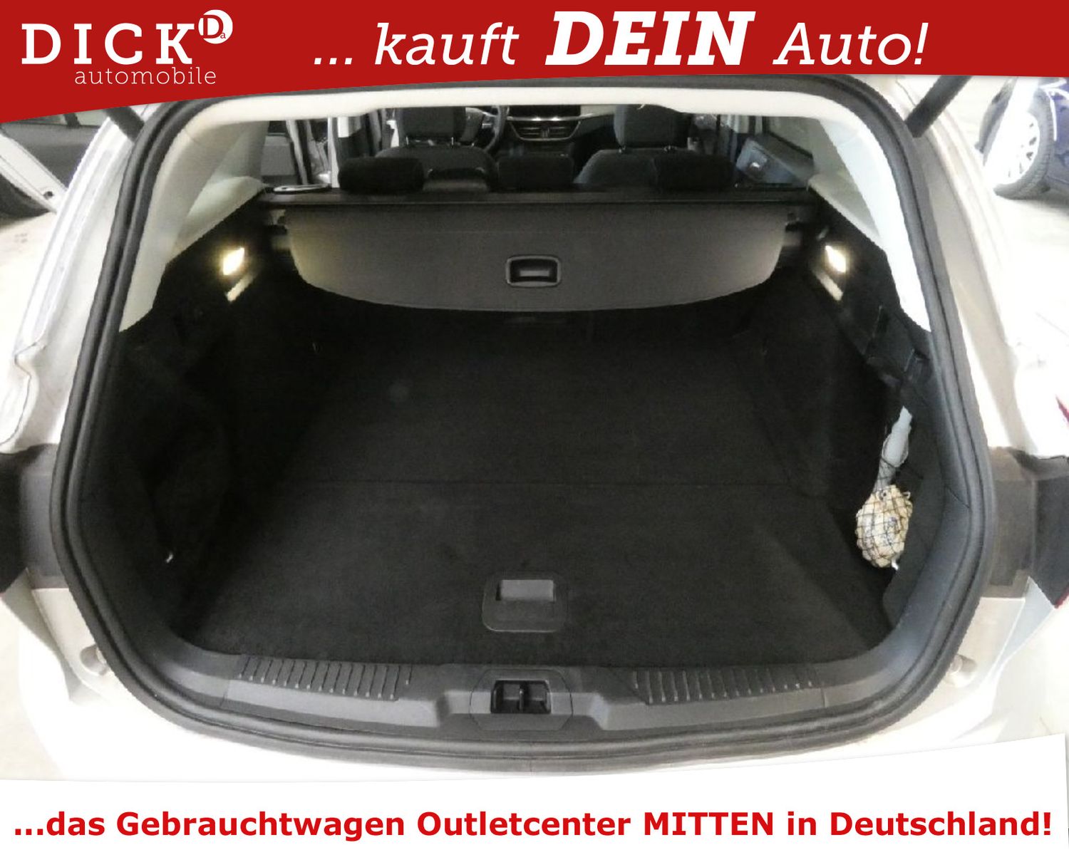 Fahrzeugabbildung Ford Focus 1.5d Titanium X Aut. VIRT/DAB/SHZ/RFK/AHK