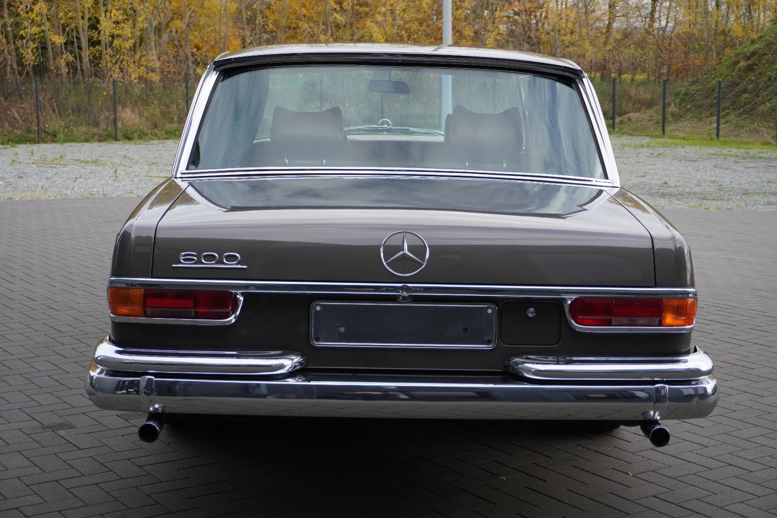 Fahrzeugabbildung Mercedes-Benz 600