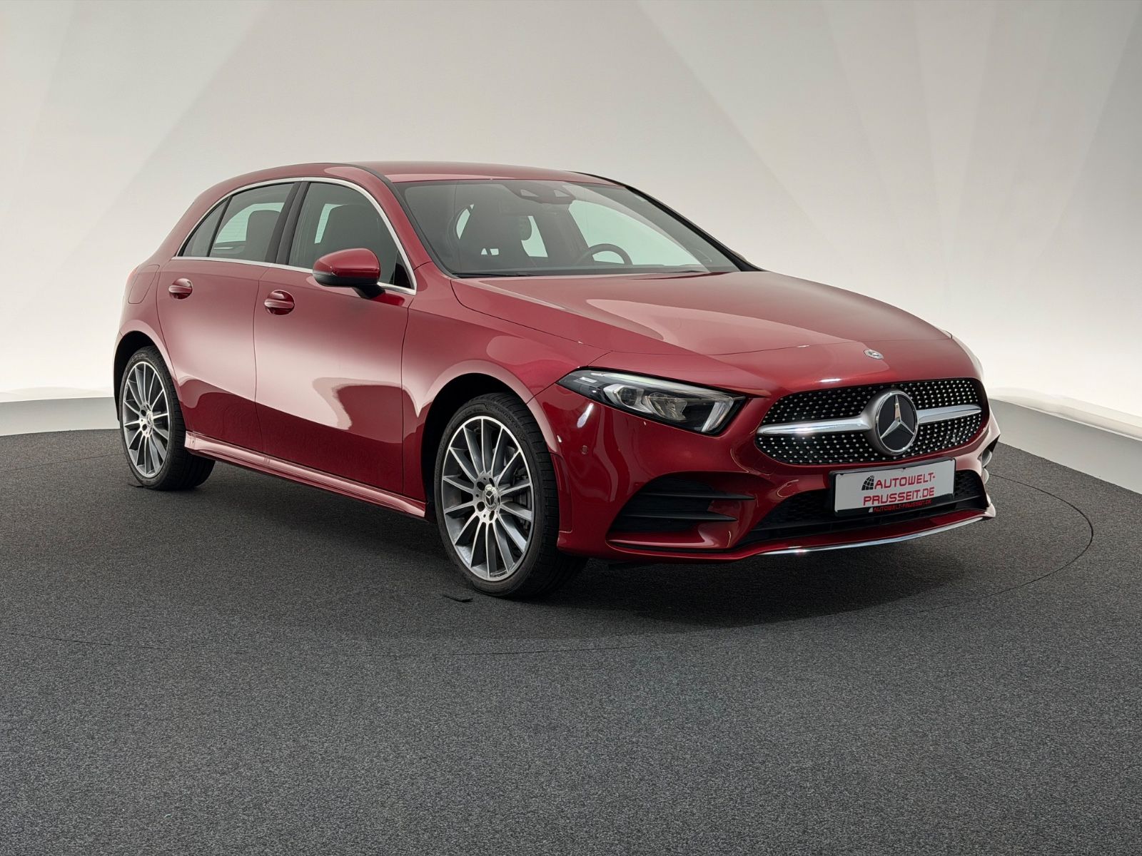 Gebrauchtwagen Mercedes-Benz A250e*AMG-LINE*LED-TEMPO-PDC-R.KAM-BURMESTER-19" A250e*AMG-LINE*LED-TEMPO-PDC-R.KAM-BURMESTER-19" in Fulda