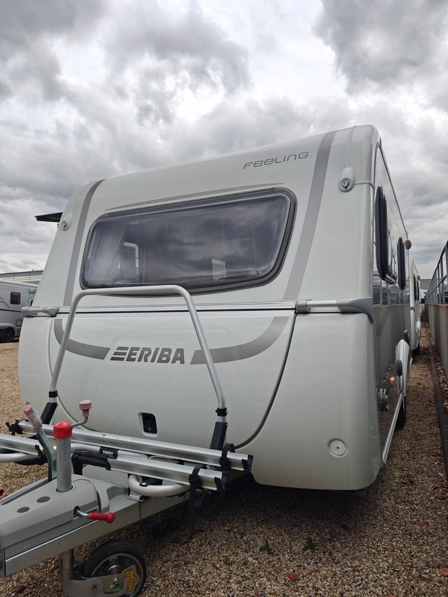 Fahrzeugabbildung HYMER / ERIBA / HYMERCAR Feeling 425 Schlafdach - JETZT 6.464€ SPAREN !!!