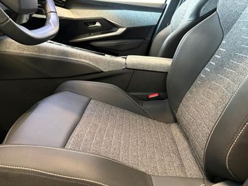 Peugeot 5008 - 12