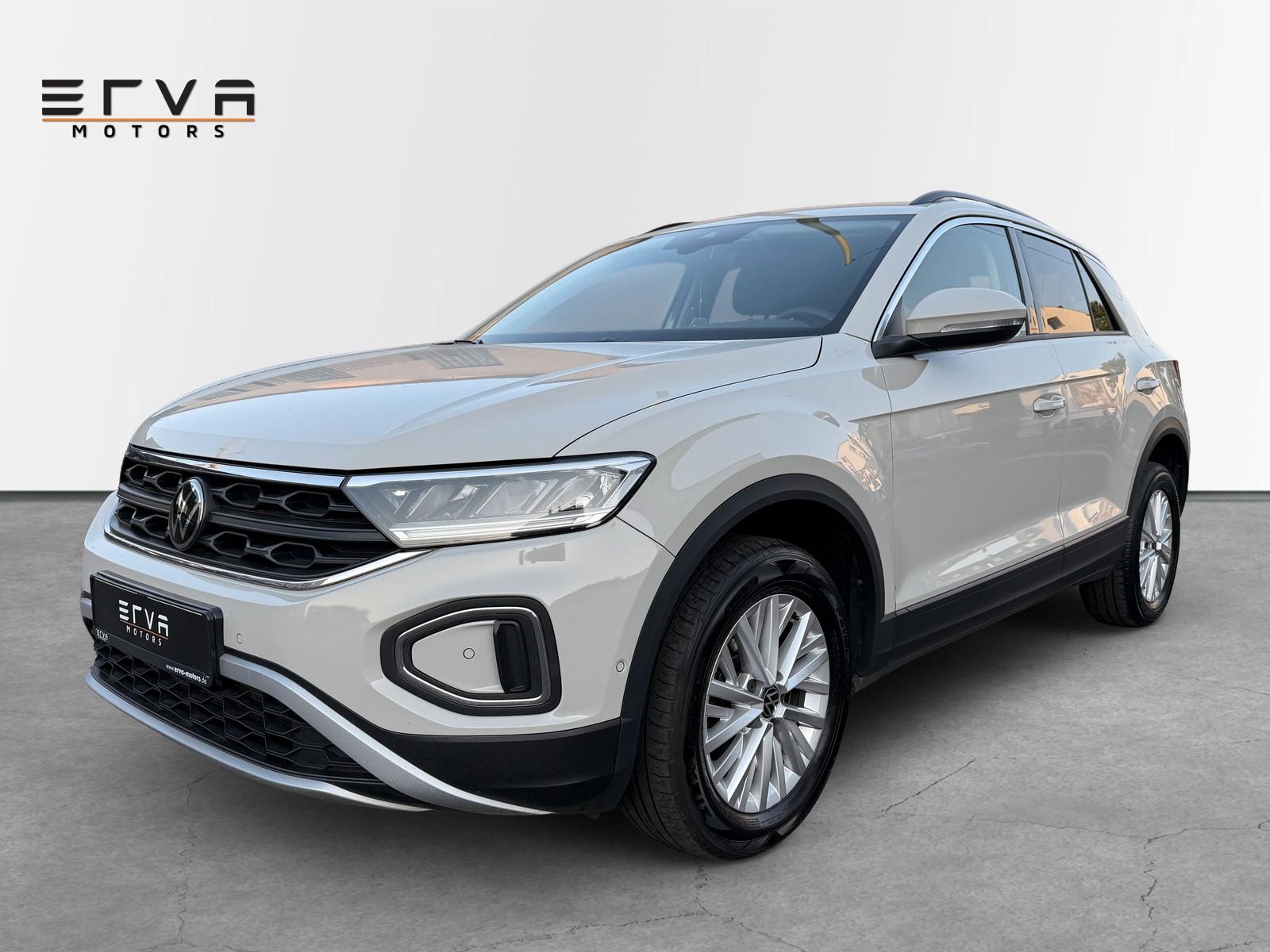 Volkswagen T-Roc 2.0 TDI Life DSG | Rear View