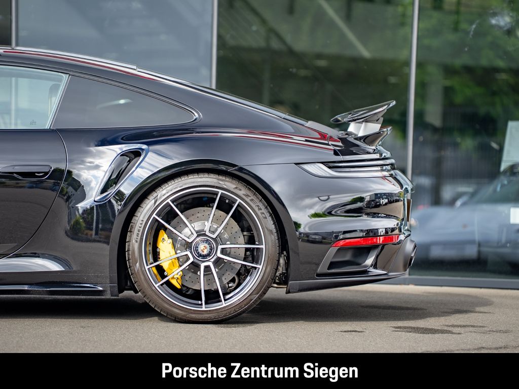 Porsche 992 (911) Turbo S