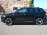 Skoda Karoq Sportline AHK LED Navi ACC Kamera - : Allradantrieb, Geländewagen