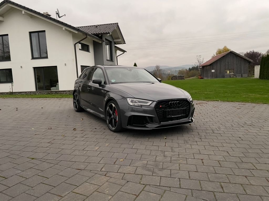 Audi RS3