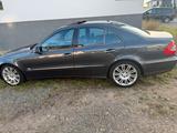 Mercedes-Benz Mercedes E320 cdi - Mercedes-Benz E 320 mit Diesel-Antrieb: Limousine