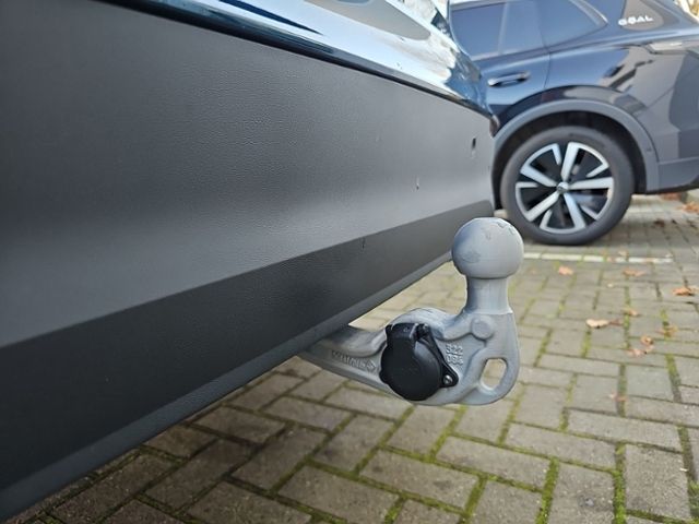 Fahrzeugabbildung Volkswagen Tiguan 1.5 eTSI DSG AHK SHZ RFK GJR CLIMATRONIC