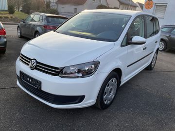 Volkswagen Touran - 1
