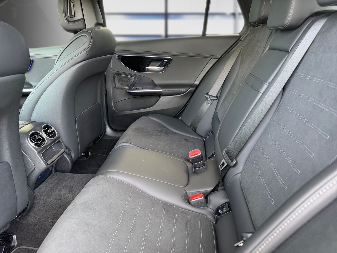 Fahrzeugabbildung Mercedes-Benz C 220 d 4M T AMG AHK Night Pano Distronic Memory