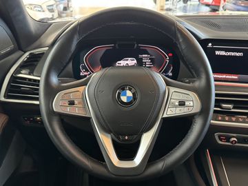 BMW X7 - 8