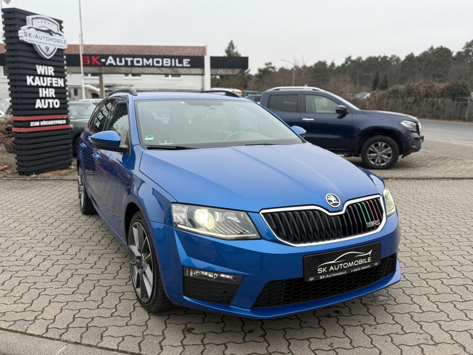 Skoda Octavia Combi RS LED-XENON-LEDER-NAVI-SHZG-PDC