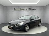 Volvo S60 Lim. Kinetic *2HAND*SHEFT*GARANTIE* - Volvo S60 Kinetic mit Benzin-Antrieb