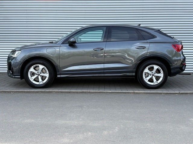 Audi Q3 SPORTBACK S LINE 45 TFSIe +WINTERRÄDER+AHK+ foto 5