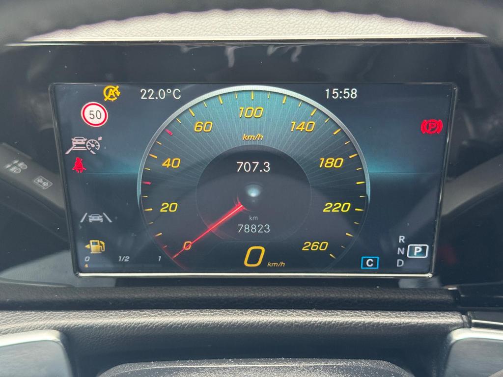 Mercedes-Benz GLB 200