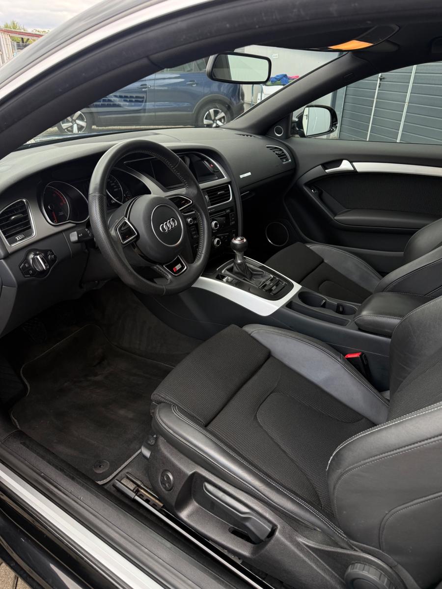 Audi A5 Coupé S Line 2.0 TDI 177 ch BVM / 1ère main / Bang & Olufsen / Jantes 19" / Xénon