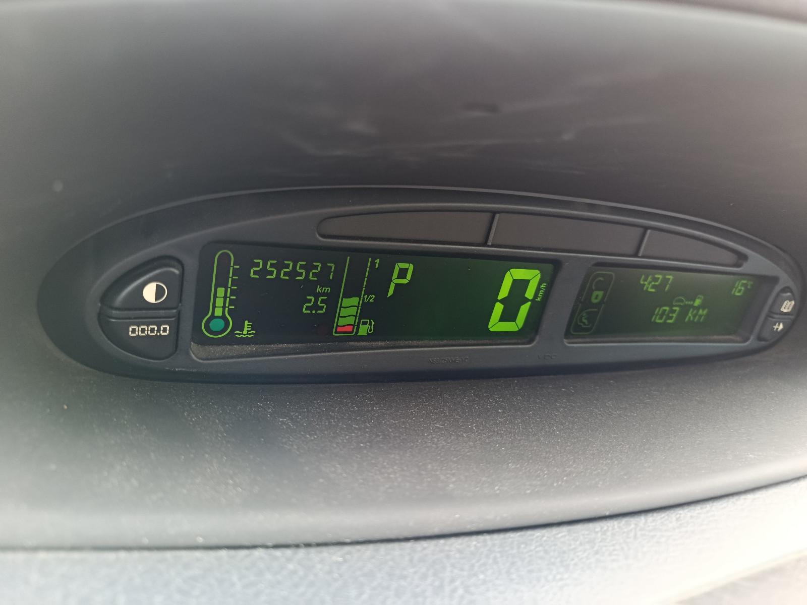 Citroën Xsara Picasso 2.0 16V Exclusive Automatik
