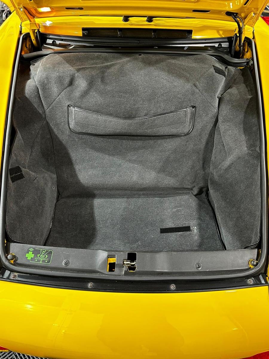 Porsche 993 Carrera Cabriolet