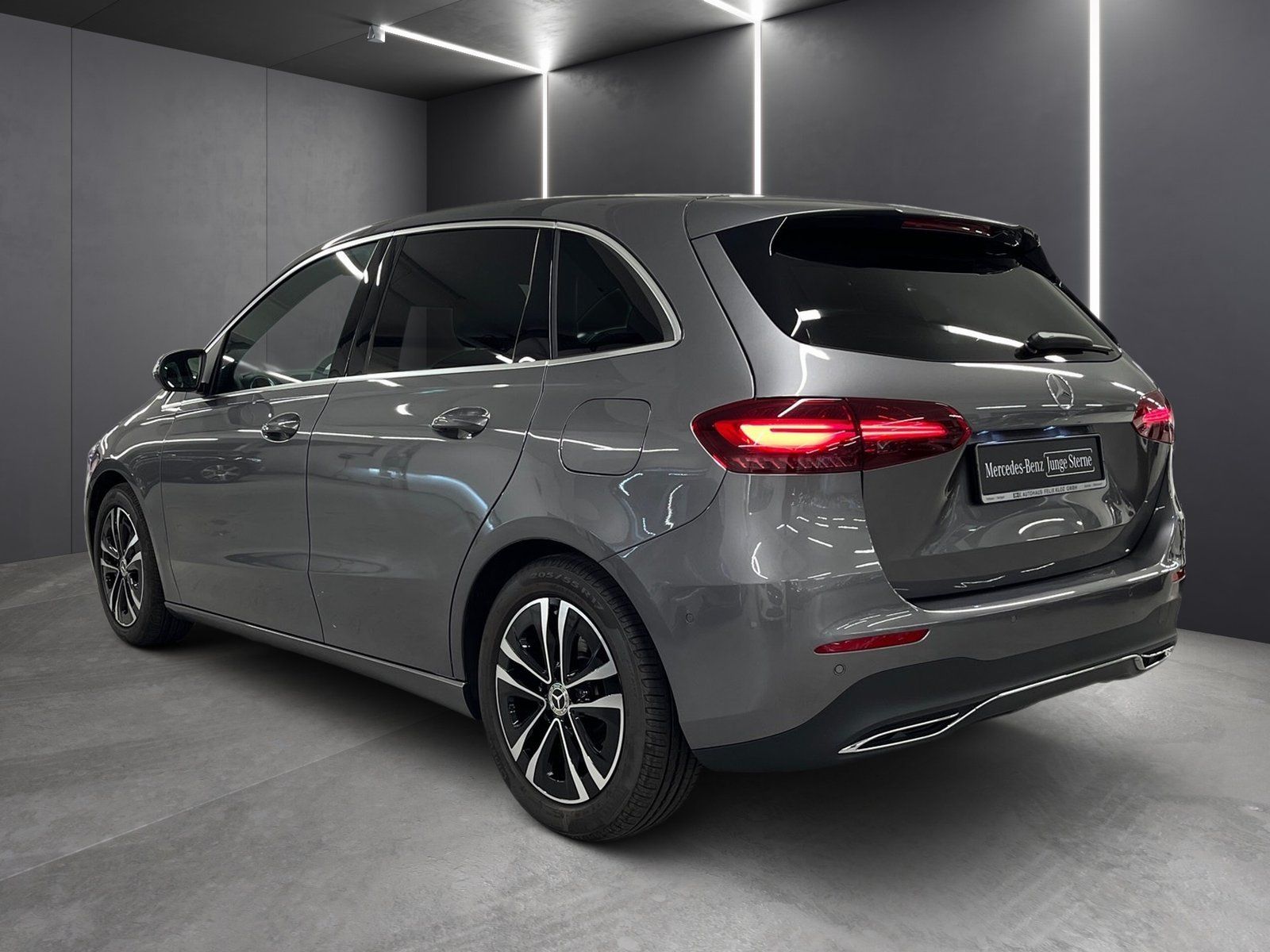 Fahrzeugabbildung Mercedes-Benz B 220 d Progressive Adv.*AHK*Totwink*360*Memory*