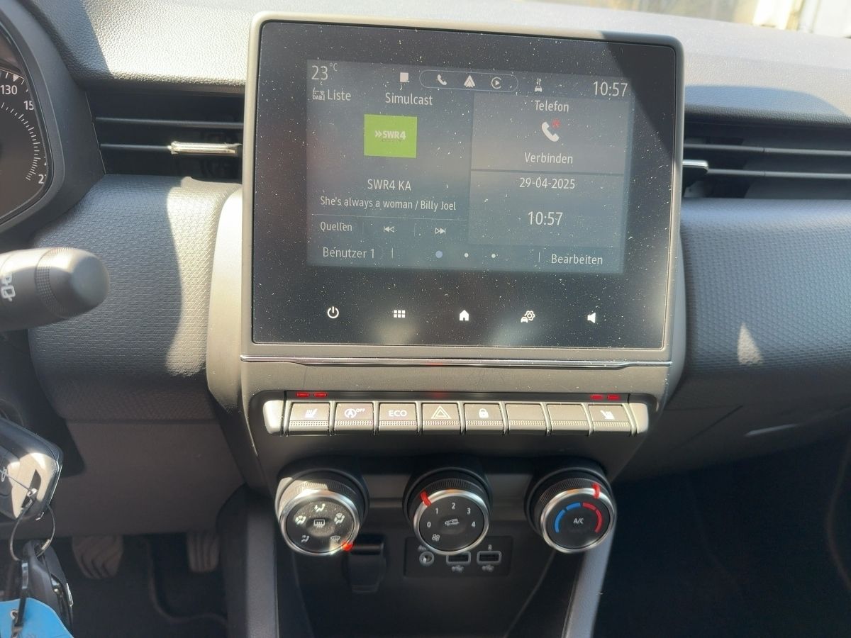 Fahrzeugabbildung Renault Clio Equilibre SCe 65 SHZ Klima 7" Touch