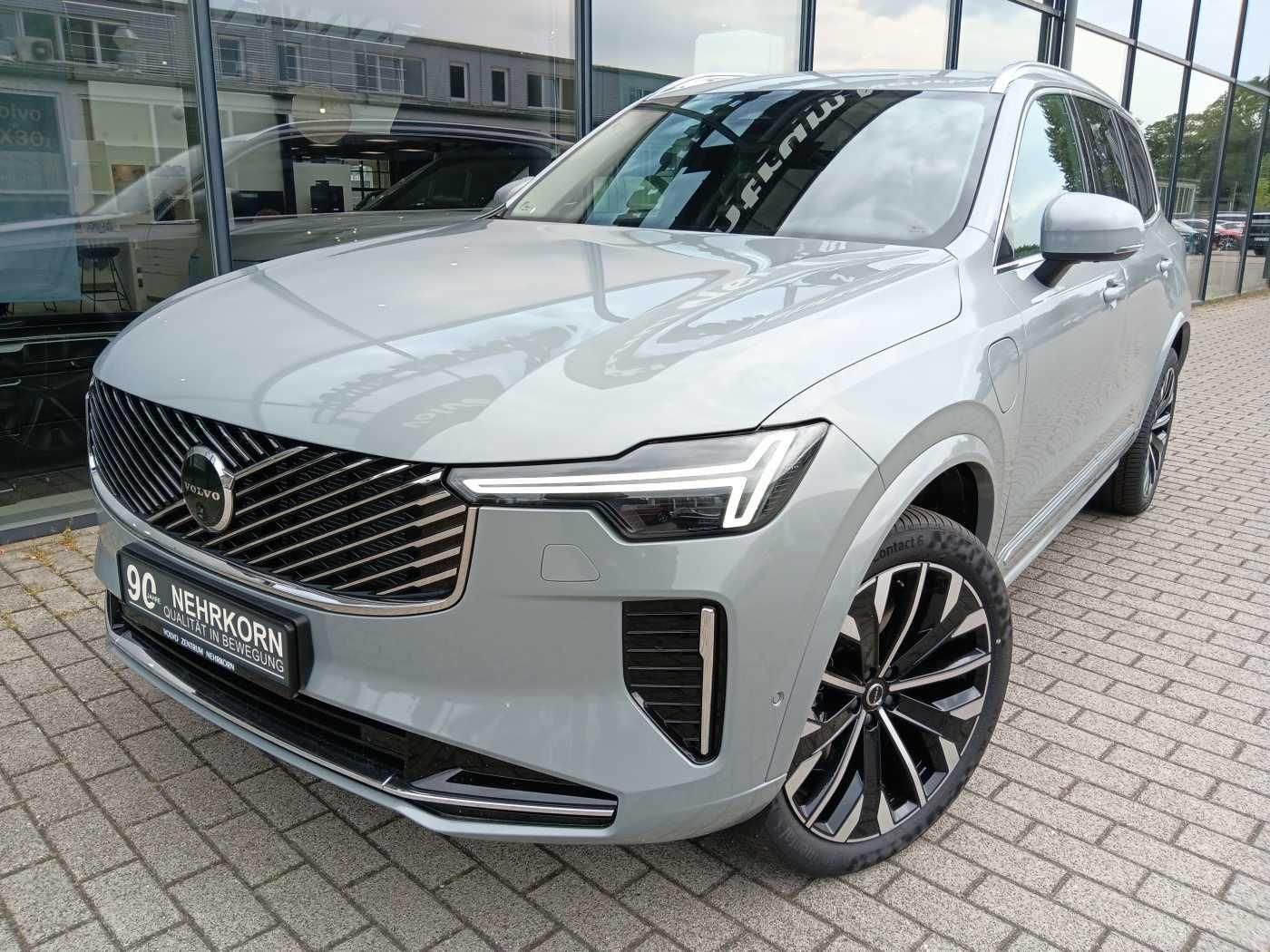 Fahrzeugabbildung Volvo XC90 T8 AWD Plus Bright 'Anhängerkupplung'