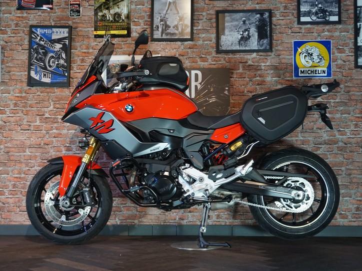 BMW F 900 XR Sport 4 Pakete, KD und Kettensatz neu